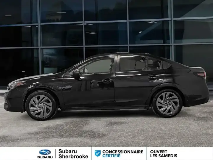 Subaru Legacy 2024 photo 3