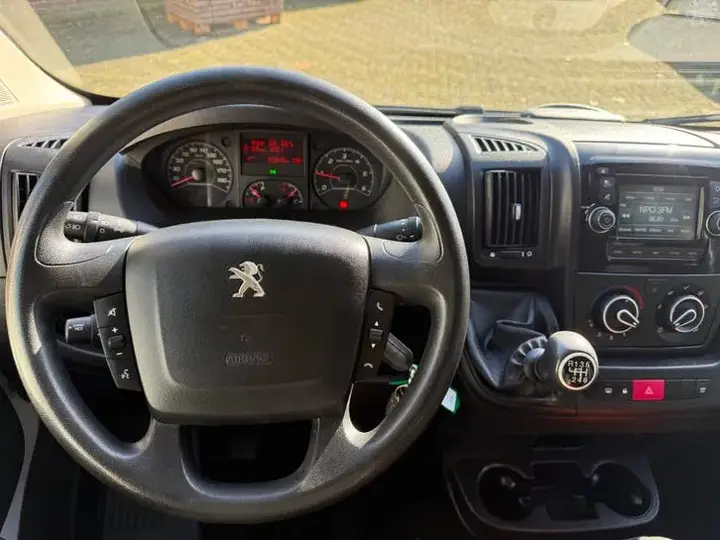 Peugeot Boxer 2016 photo 3