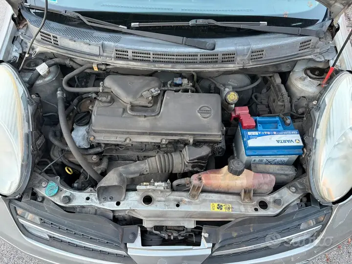 Nissan Micra 2005 photo 4