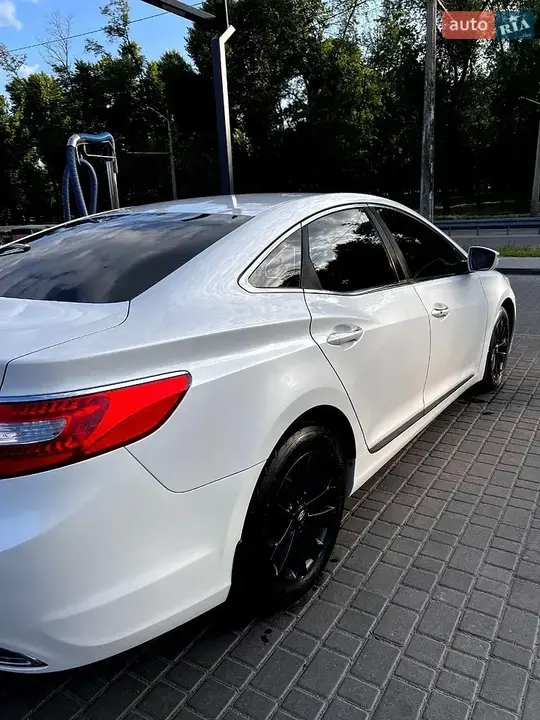 Hyundai Sonata 2012 photo 3