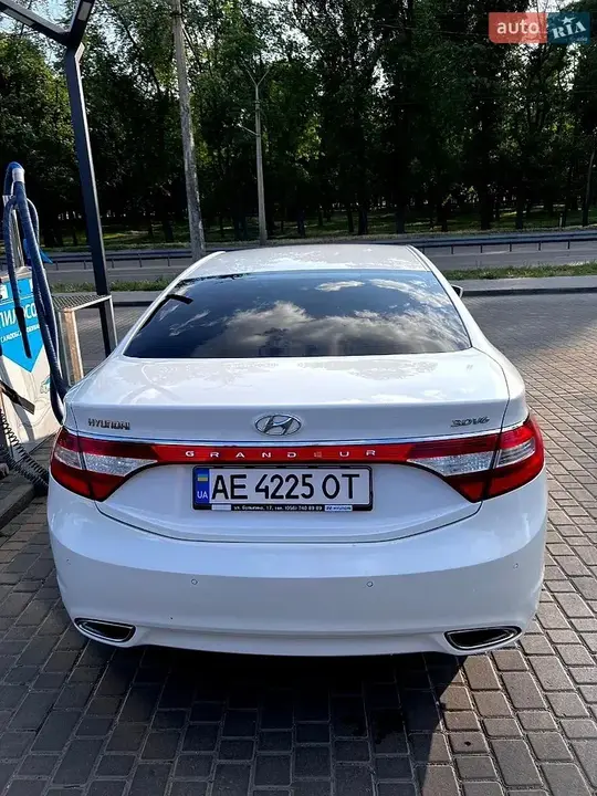 Hyundai Sonata 2012 photo 4