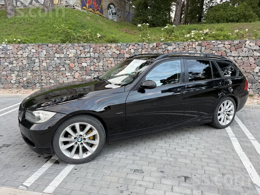 BMW E91 2007 photo 2