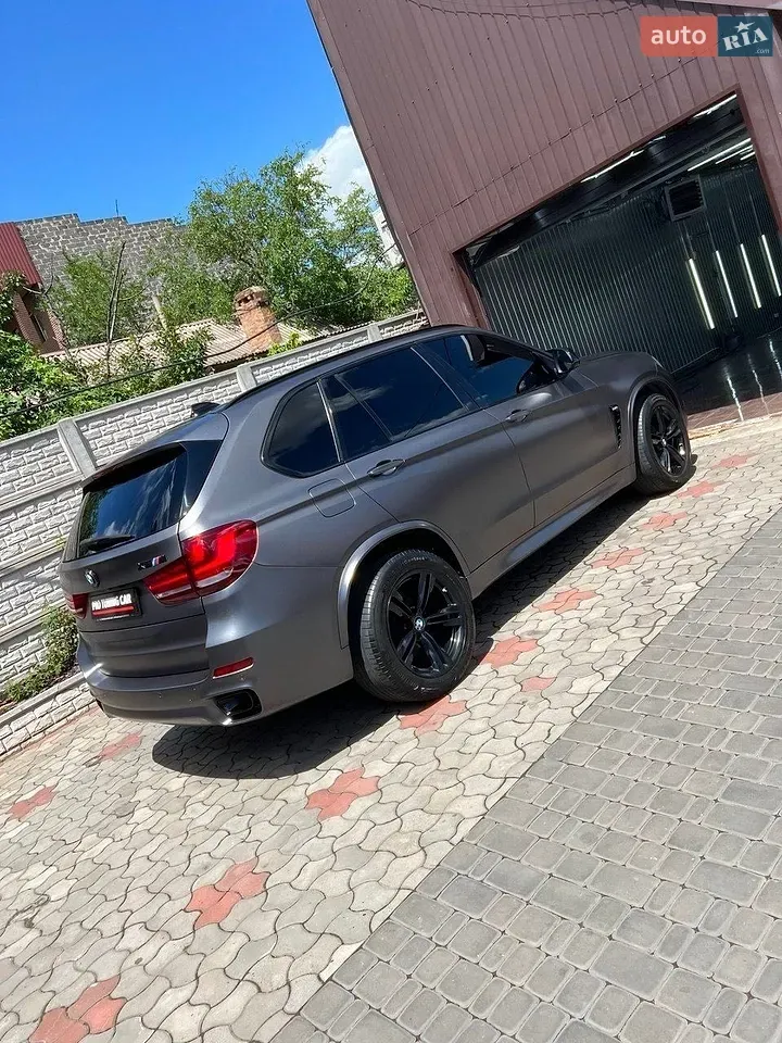 BMW X5 2015 photo 2
