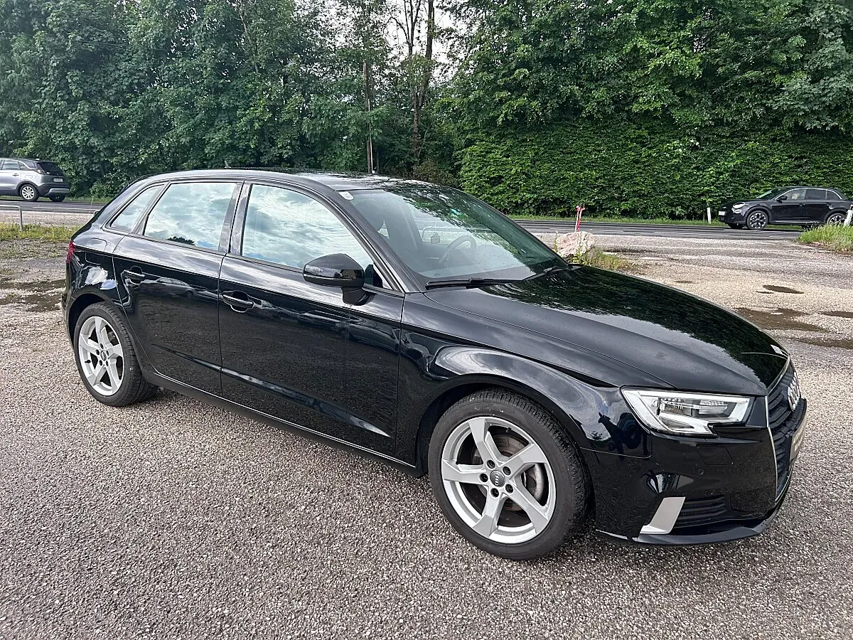 Audi A3 2018 photo 2