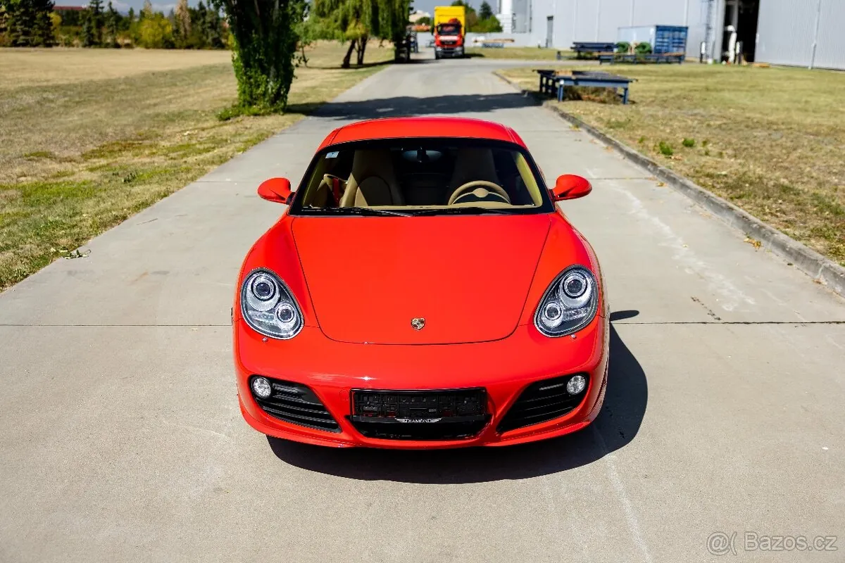 Porsche Cayman 2011 photo 2