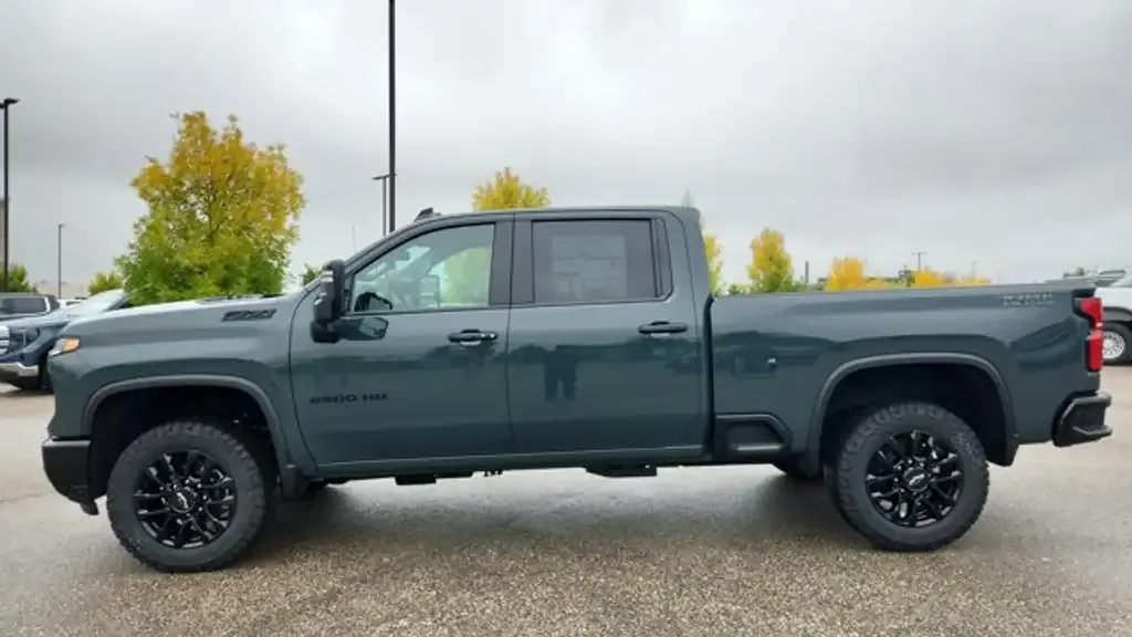 Chevrolet Silverado 2500 2026 photo 5