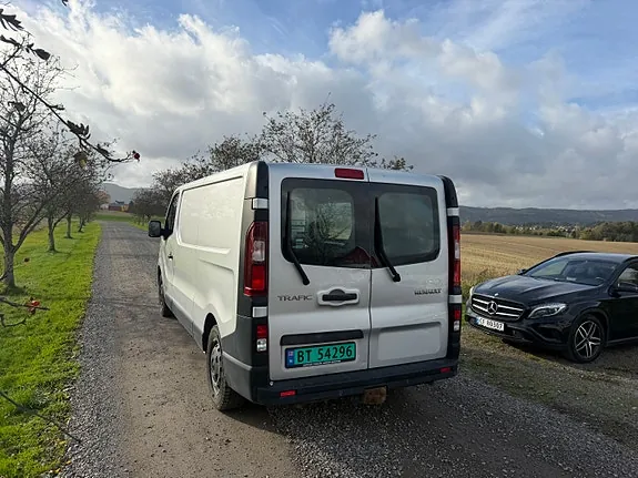Renault Trafic 2017 photo 3