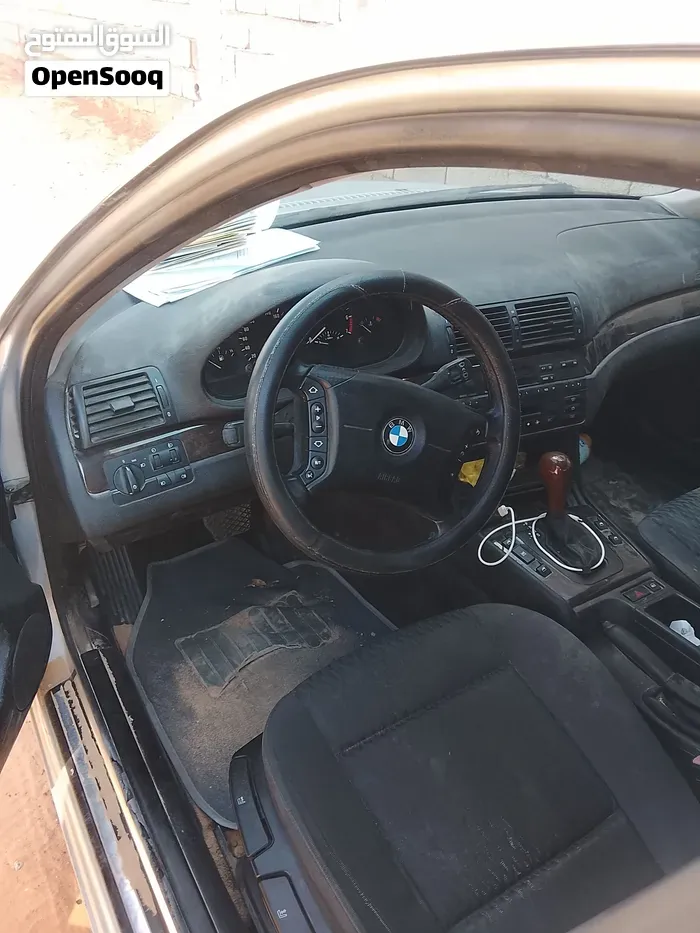 BMW 3 Series 2003 photo 2