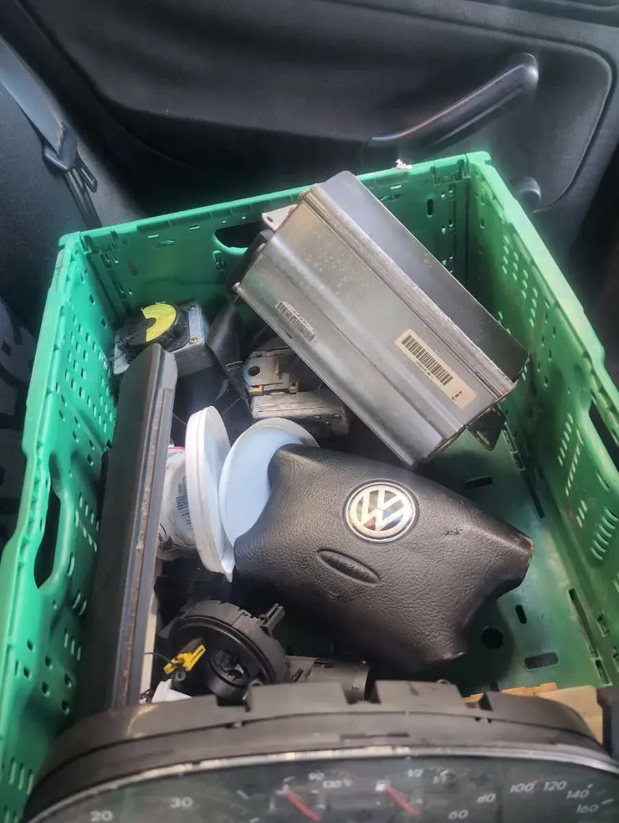 Volkswagen Sharan 1999 photo 3