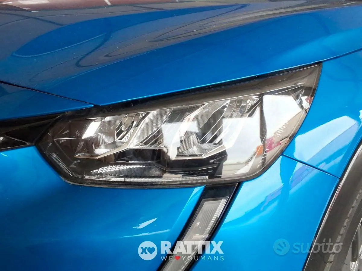 Peugeot 208 2021 photo 3