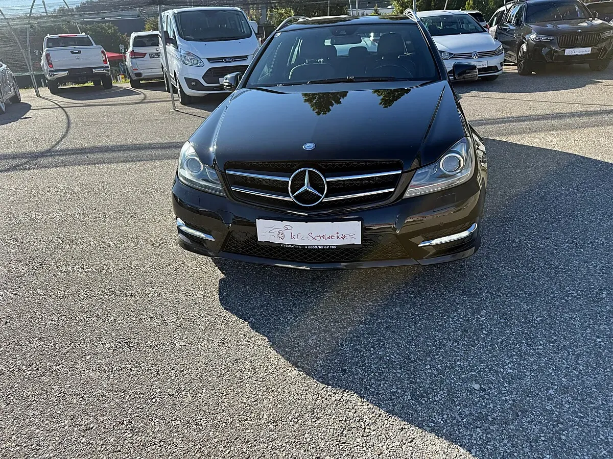 Mercedes-Benz C-Class 2012 photo 2