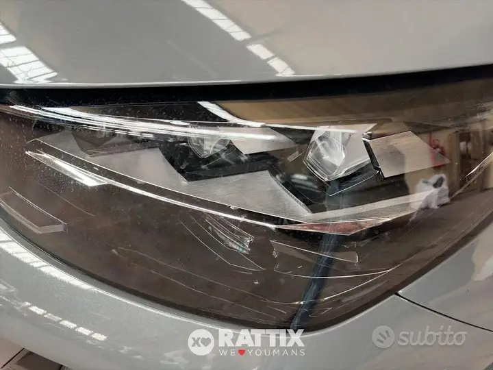 Peugeot 208 2025 photo 3