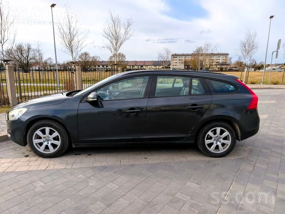 Volvo V60 2013 photo 3