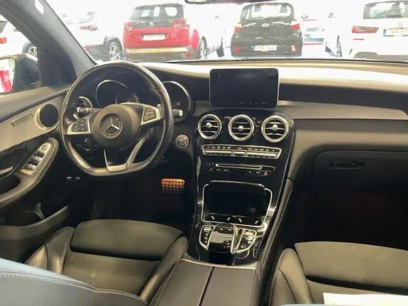 Mercedes-Benz Glc250 2018 photo 2