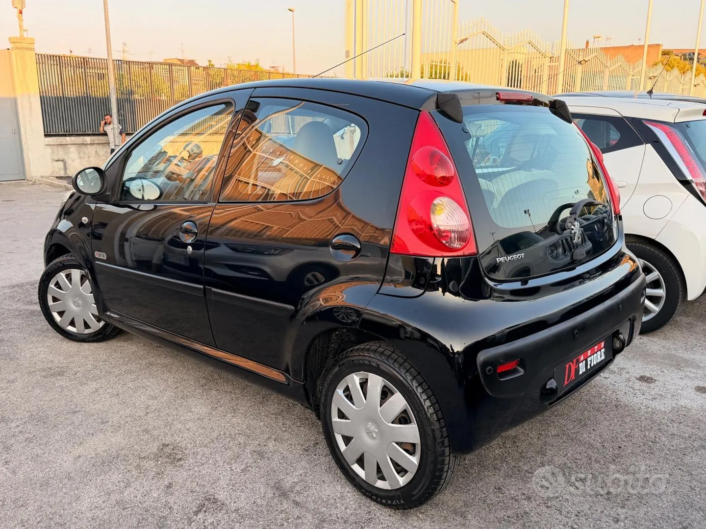 Peugeot 107 2008 photo 5