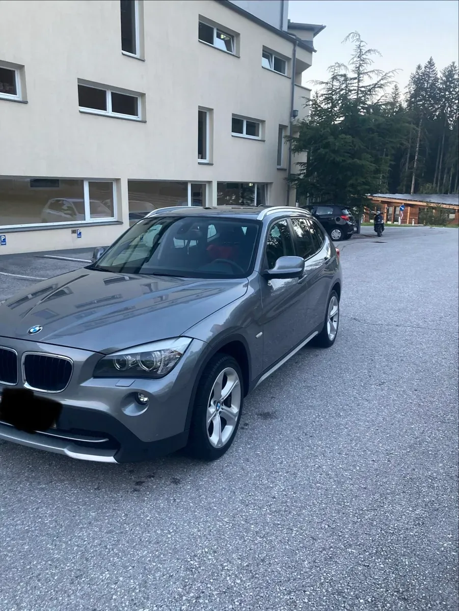 BMW X1