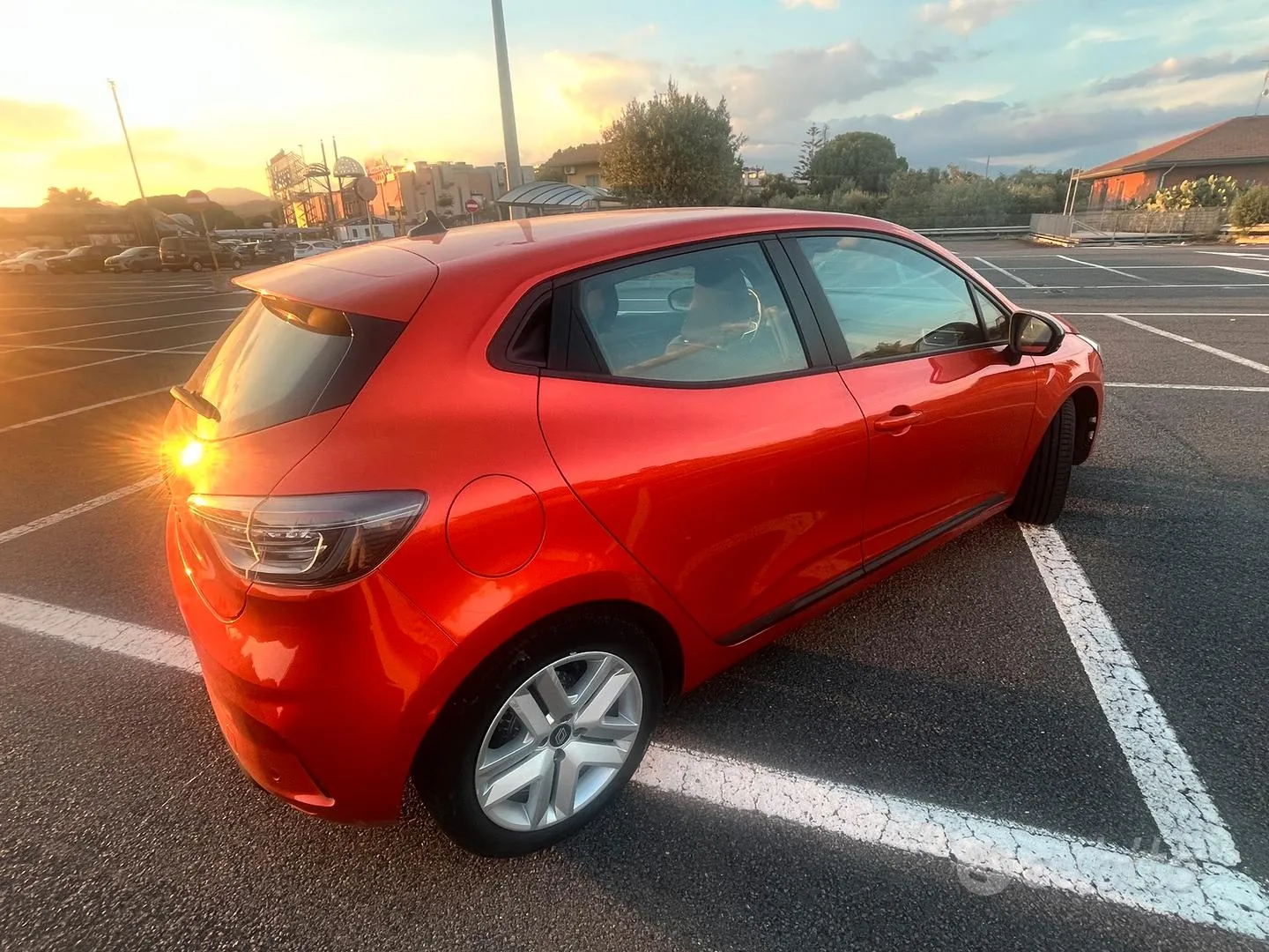 Renault Clio 2024 photo 3