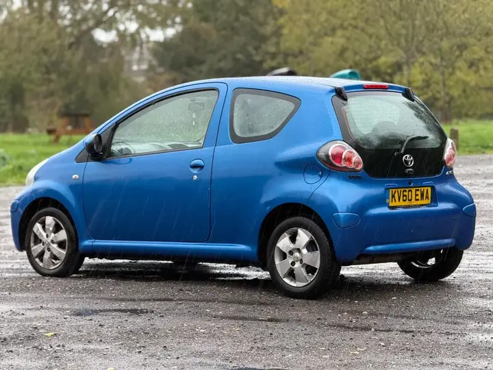 Toyota Aygo 2010 photo 5