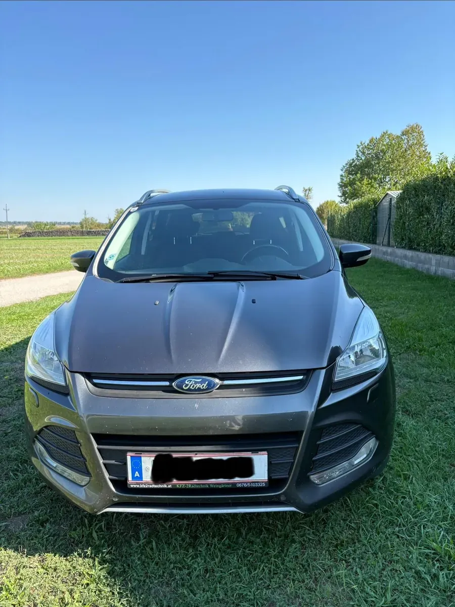 Ford Kuga 2015 photo 2