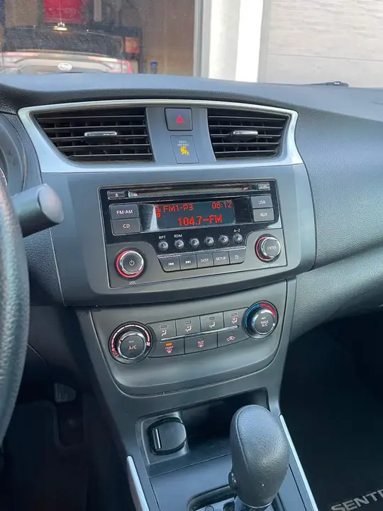 Nissan Sentra 2017 photo 5