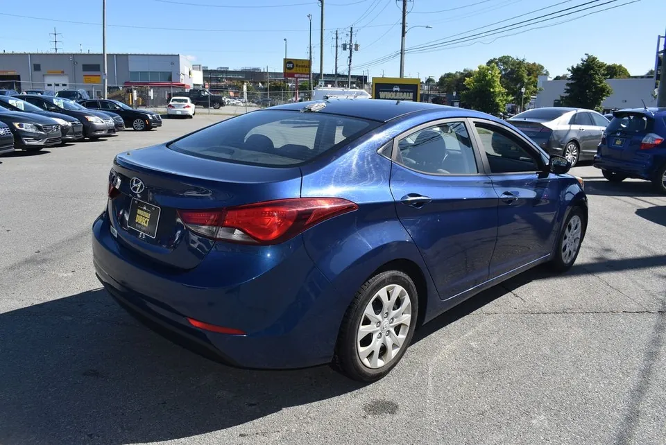 Hyundai Elantra 2016 photo 4