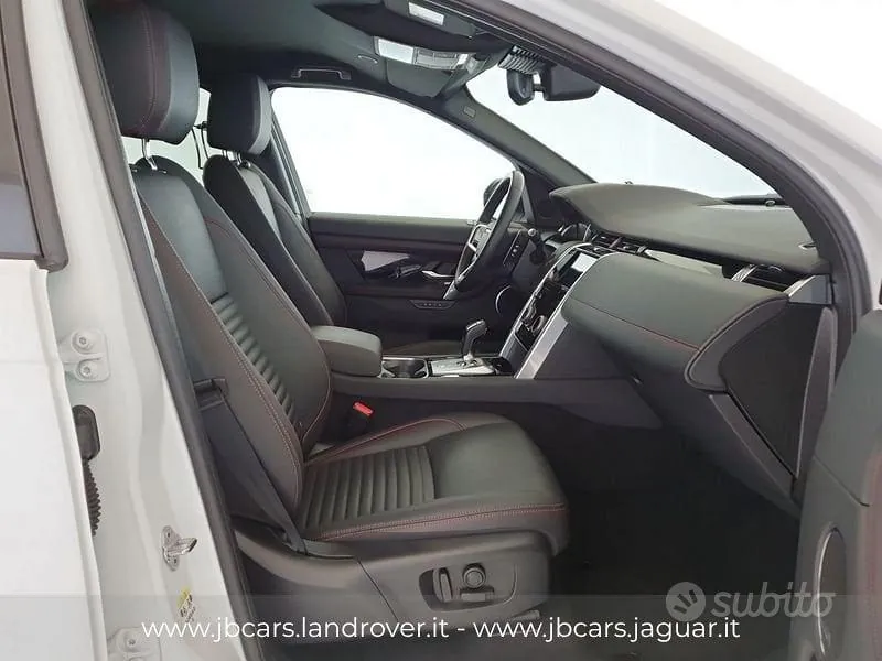 Land Rover Discovery Sport 2022 photo 3