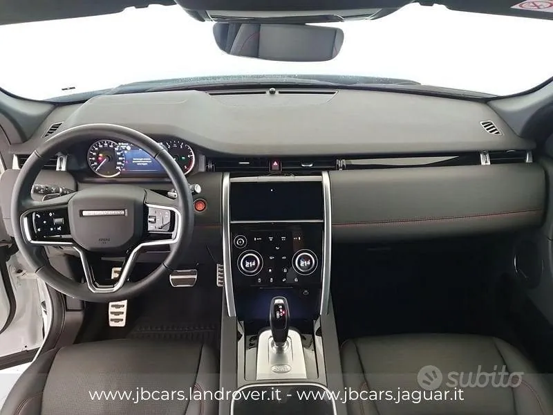 Land Rover Discovery Sport 2022 photo 4