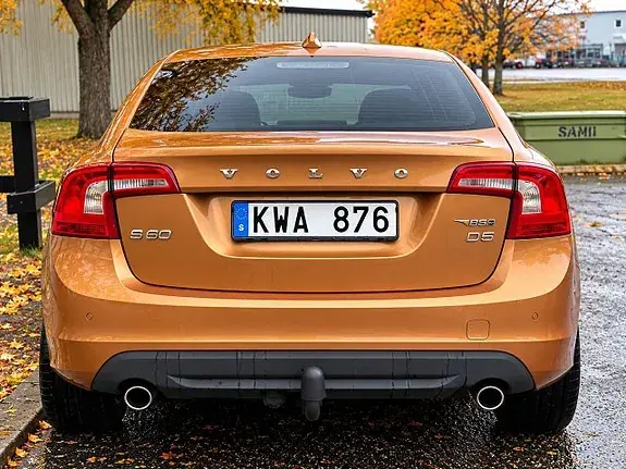 Volvo S60 2011 photo 4