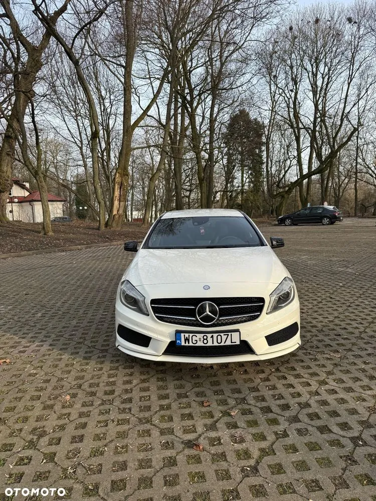 Mercedes-Benz A-Class 2015 photo 2