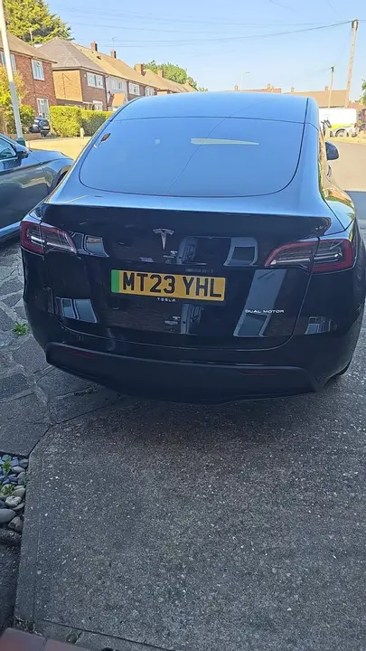 Tesla Model Y 2023 photo 3