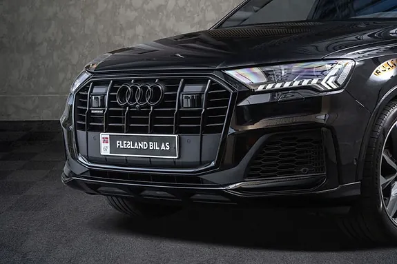 Audi Q7 2021 photo 4
