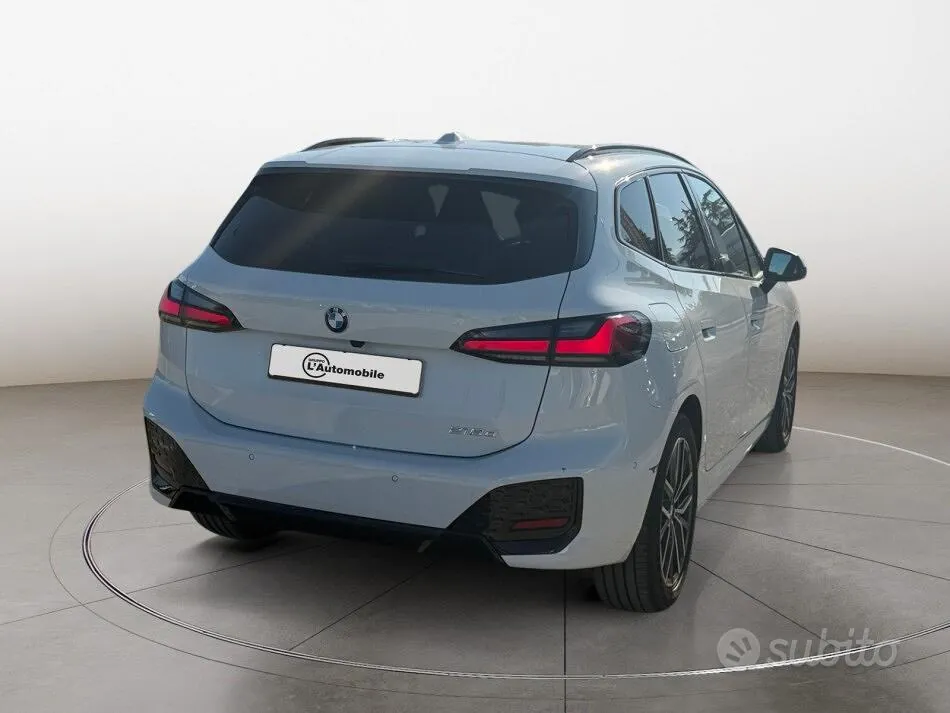 BMW 218D Active Tourer 2026 photo 5