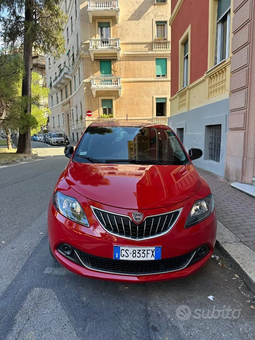 Lancia Ypsilon 2024 photo 2