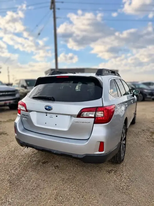 Subaru Outback 2016 photo 3