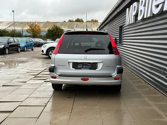 Peugeot 206 2002 photo 4