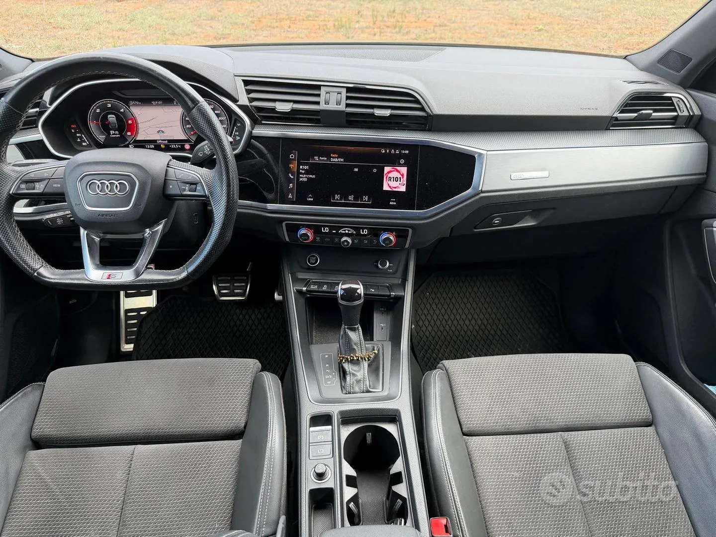 Audi Q3 2022 photo 5