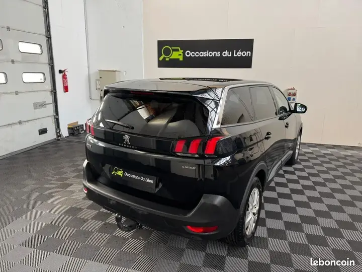 Peugeot 5008 2019 photo 4