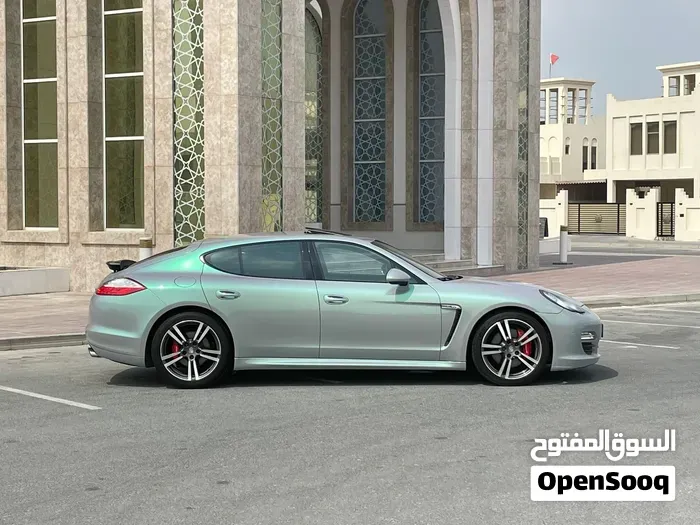 Porsche Panamera 2012 photo 3