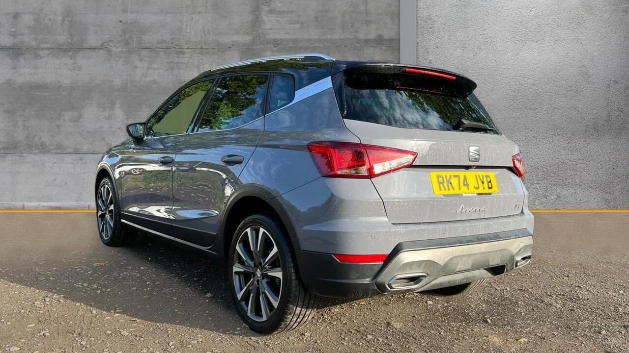 Seat Arona 2024 photo 3