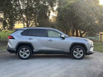 Toyota Rav4 2019 photo 4