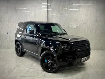 Land Rover Defender 2021 photo 2