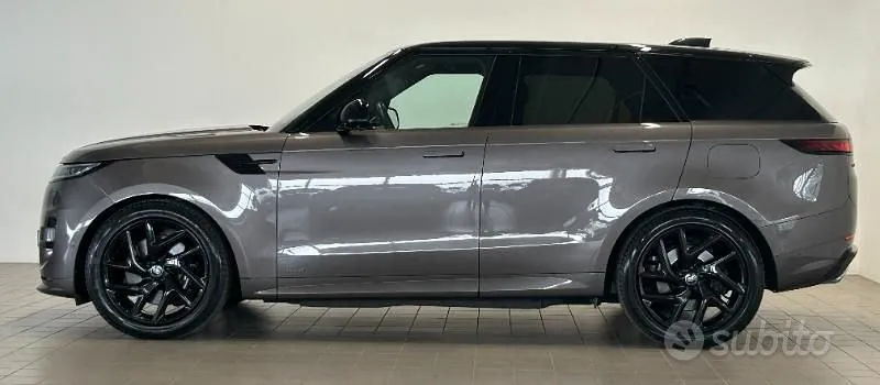 Land Rover Range Rover Sport 2022 photo 2