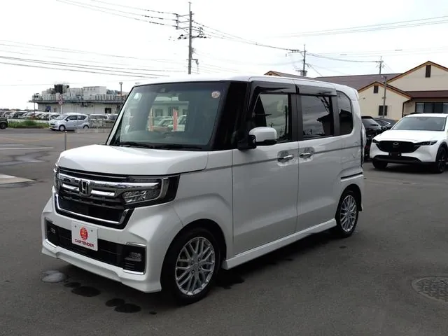 Honda N-Box Custom 2022 photo 5