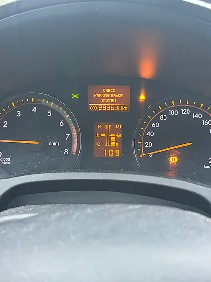 Toyota Avensis 2011 photo 4