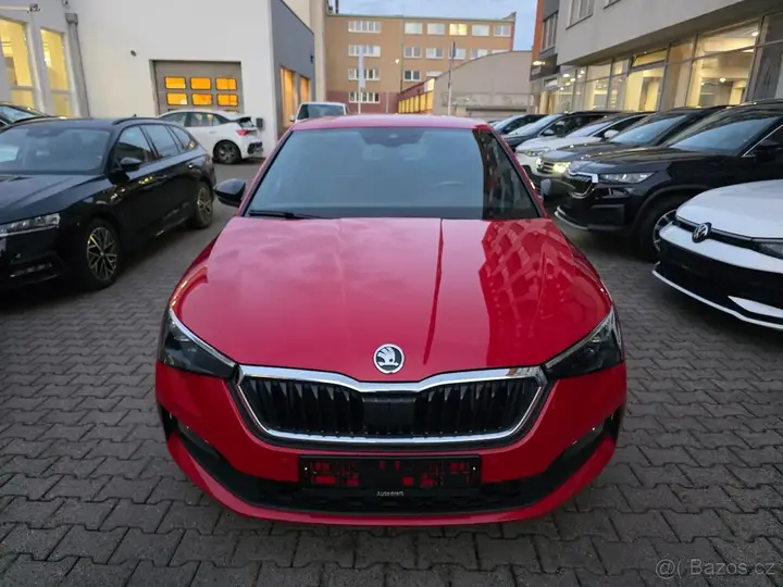 Skoda Scala 2019 photo 2