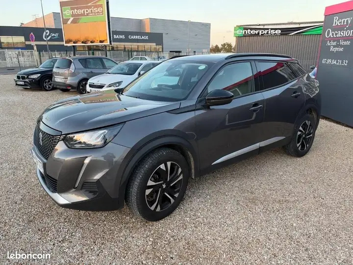 Peugeot 2008 2021 photo 2