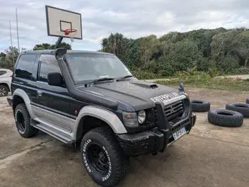 Mitsubishi Pajero 1995 photo 4