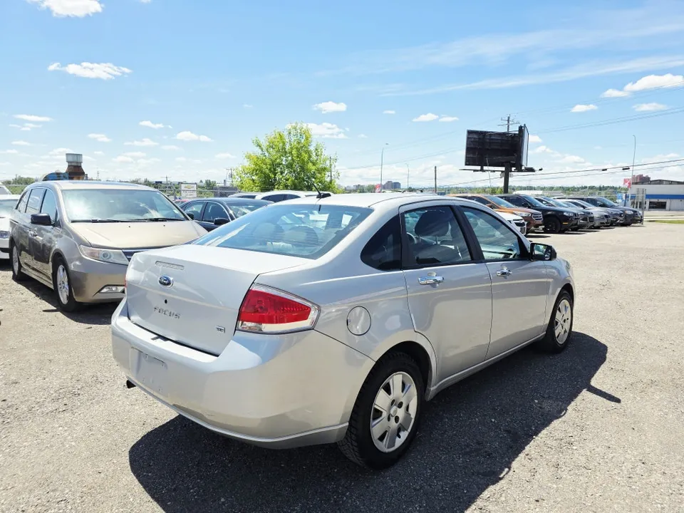 Ford Focus 2009 photo 4