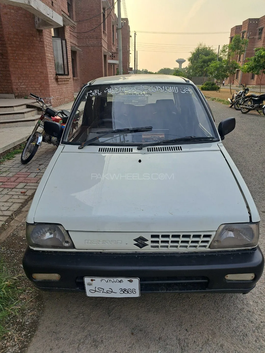 Suzuki Mehran
