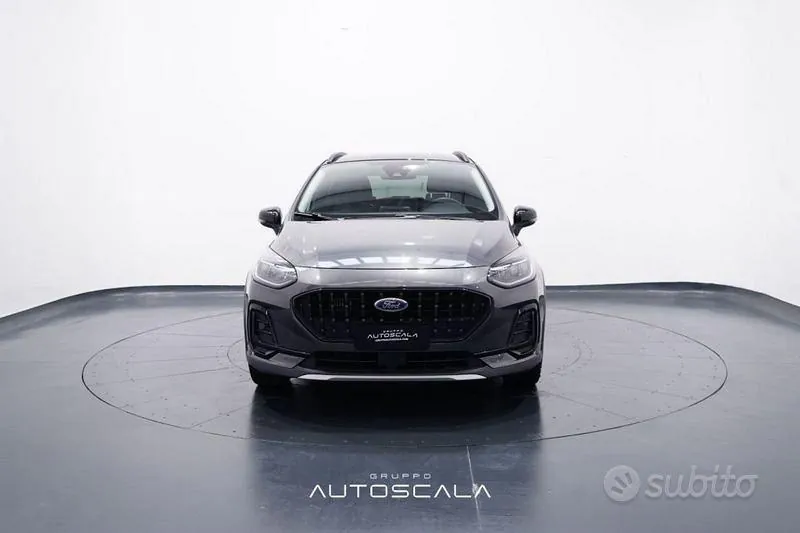 Ford Fiesta 2022 photo 2